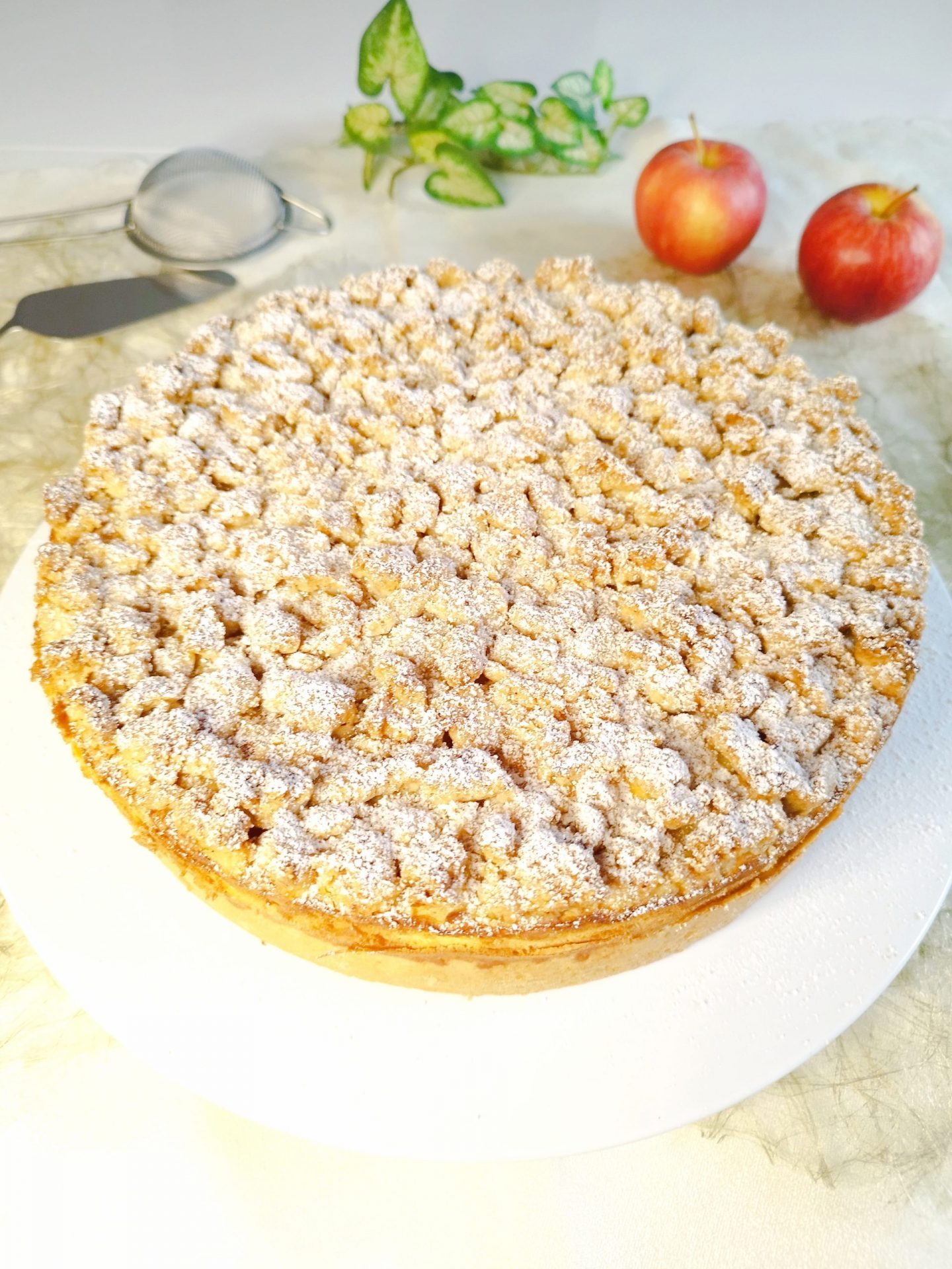 Stilvolle Apfelmuskuchen Mit Streusel Fotos
