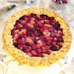 Galette süß mit Dinkelmehl und saftigen Früchten