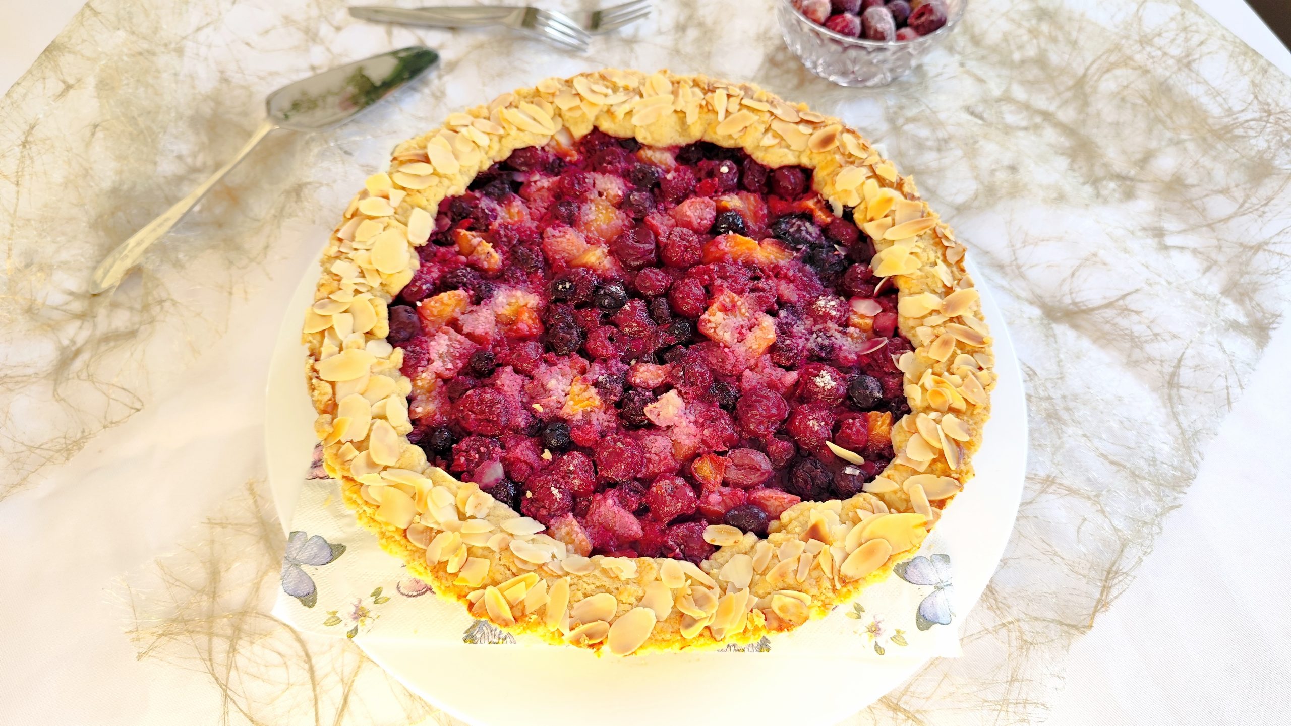 Galette süß mit Dinkelmehl und saftigen Früchten