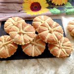 Traditionelle Leipziger Lerchen mit Teigkranz