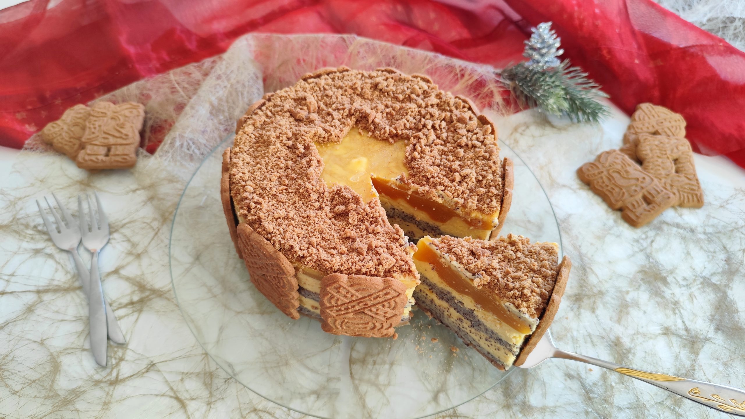 Spekulatiustorte mit Maracuja und Mohn ohne Backen