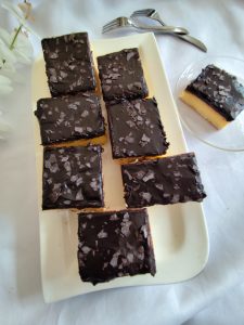 Schokoladenkuchen mit Pudding wie vom Bäcker