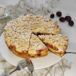 einfaches Rezept für saftigen Pflaumenkuchen mit Rührteig aus der Springform